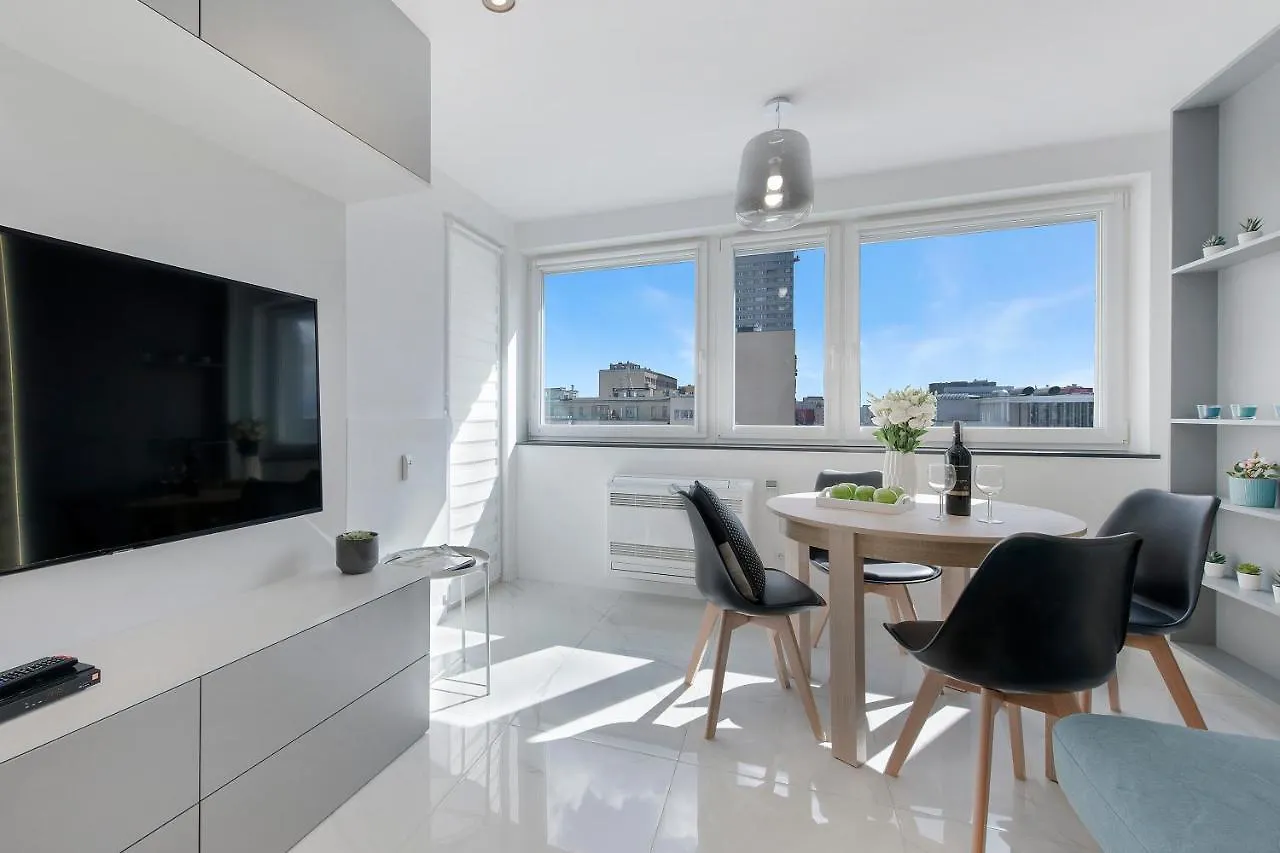 ורשה Zgoda 13 P&O Serviced Apartments 0*,  פולין