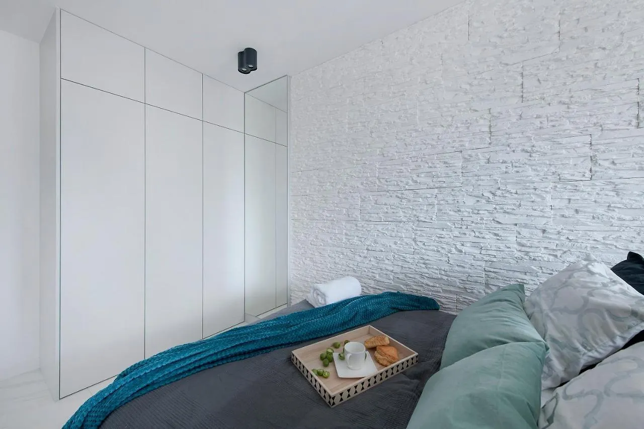 ורשה Zgoda 13 P&O Serviced Apartments